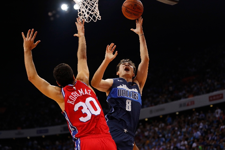 包含比赛局势复杂引爆全场！，JackeyLove意外战胜中国队比赛高潮迭起的词条