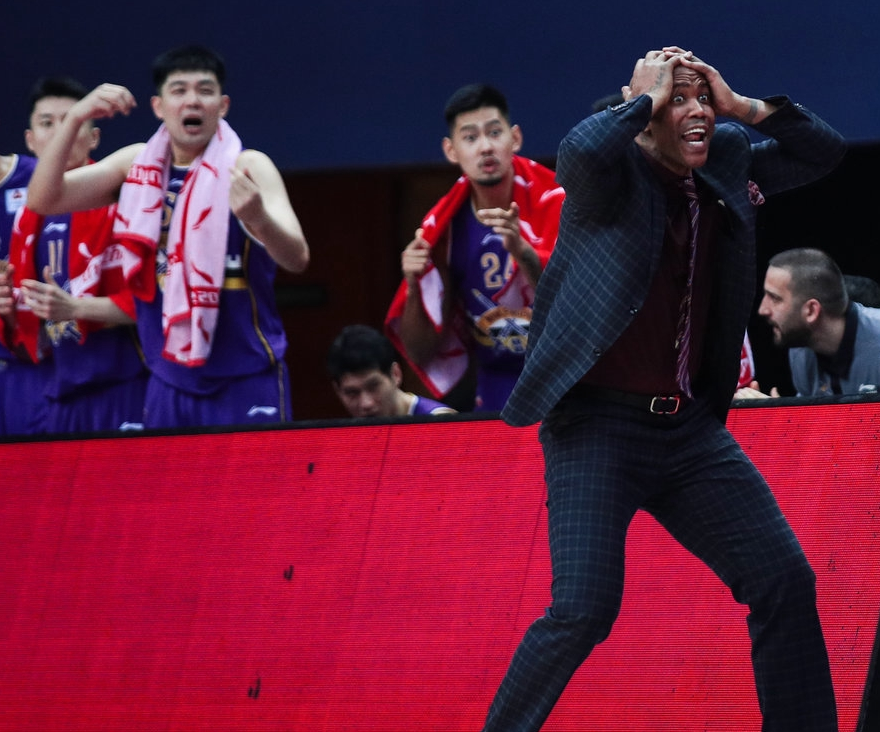 CBA季后赛倒计时，巴黎圣日耳曼冲刺阶段绝杀压哨，细节引发关注，压力陡增，临场指挥获称赞的简单介绍