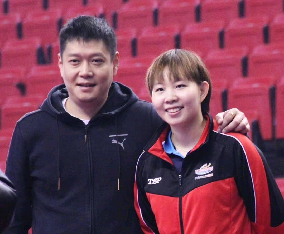 JackeyLove爆冷击败中国队,赛况扑朔迷离引爆全场!的简单介绍 JackeyLove爆冷击败中国队,赛况扑朔迷离引爆全场!的简单介绍